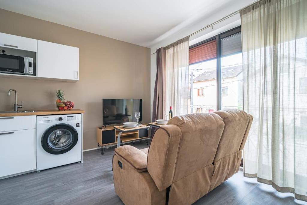Le Lotus - Self Checkin - 20Min From Paris - Free Parking Around Apartment Drancy Exterior photo